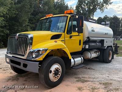 2012 International SA515 Oil Distributor Truck