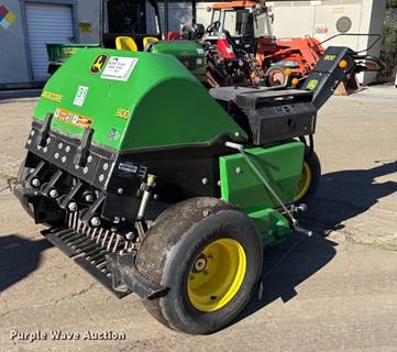 2014 John Deere 800 Aerator