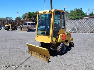 2000 Hustler 925008 Lawn Mower
