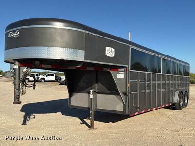2017 Delta Manufacturing, Inc. Livestock Trailer
