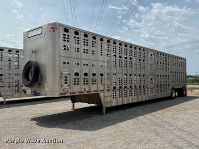 2019 Wilson PSDCL-402 Livestock Trailer