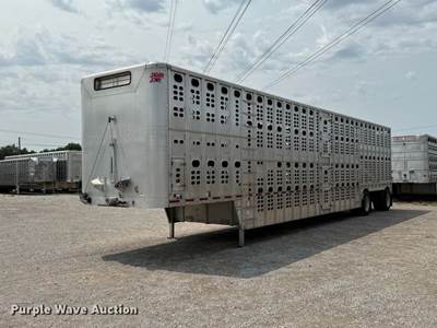 2019 Wilson PSDCL-402 Livestock Trailer