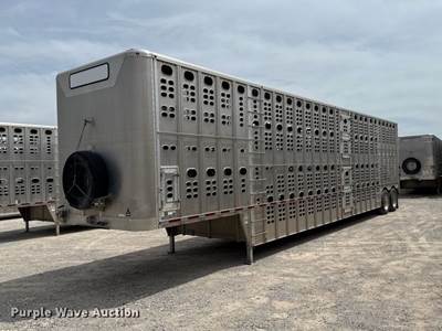 2018 Wilson PSDCL-402 Livestock Trailer