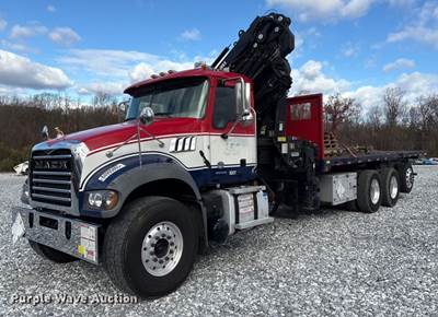 2022 Mack Granite Log Loader Truck