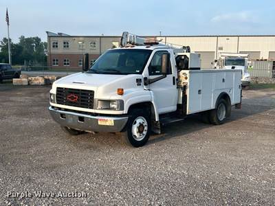 2003 Chevrolet C5500 Utility / Service Truck