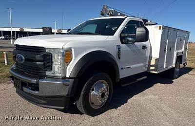 2017 Ford F-550 Utility / Service Truck