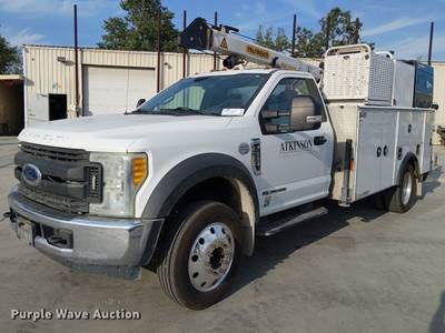 2017 Ford F550 Utility / Service Truck