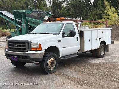 2001 Ford F550 Super Duty XL Utility / Service Truck