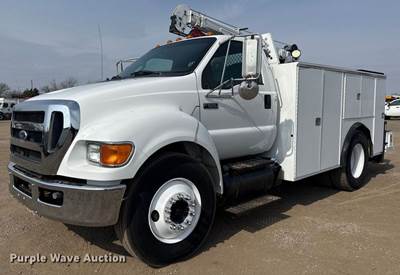 2011 Ford F650 Super Duty Utility / Service Truck