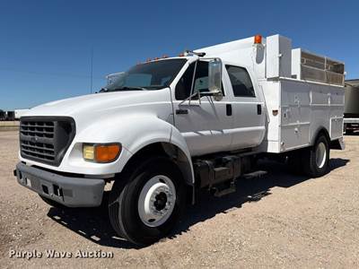 2002 Ford F750 Super Duty Utility / Service Truck