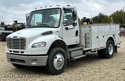 2009 Freightliner Business Class M2 Utility / Service Truck