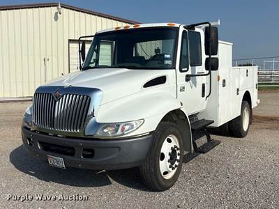 2005 International 4300 Utility / Service Truck