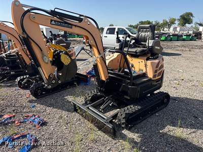 2024 Erie EM15 Mini Excavator