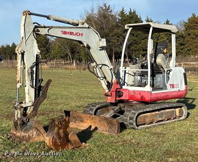 2005 Takeuchi TB135 Mini Excavator