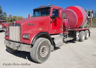 2009 Kenworth W900 Ready Mix Truck