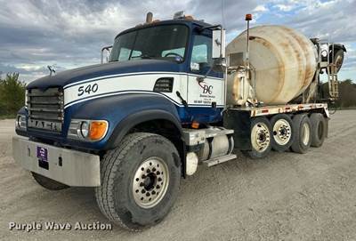 2005 Mack CV513 Ready Mix Truck