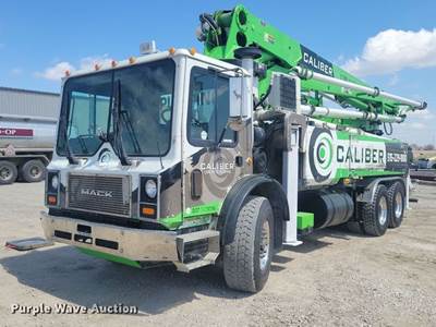 2007 Mack MR690S Concrete Pump Truck