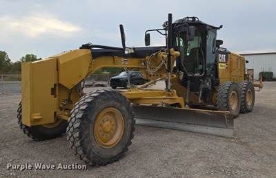 2015 Caterpillar 12M3 Motor Grader