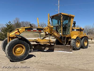 1999 Caterpillar 140H Motor Grader