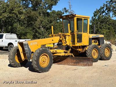 1968 John Deere 570 Motor Grader