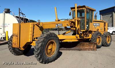 1998 John Deere 670C Motor Grader