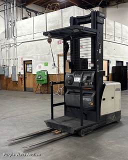 2017 Crown SP3520-30 Order Picker