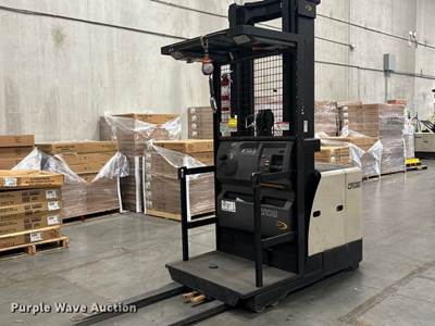 2016 Crown SP3520-30 Order Picker