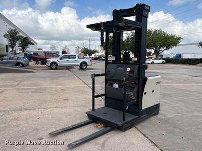 2018 Crown SP3520-30 Order Picker