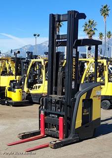 2023 Hyster N35ZR3 Order Picker