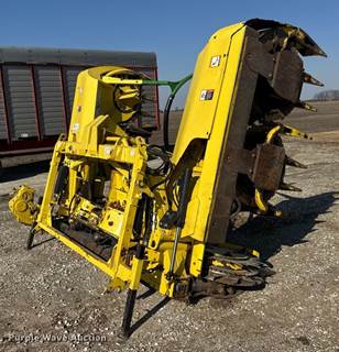 2013 John Deere 698 Rotary Forage Head