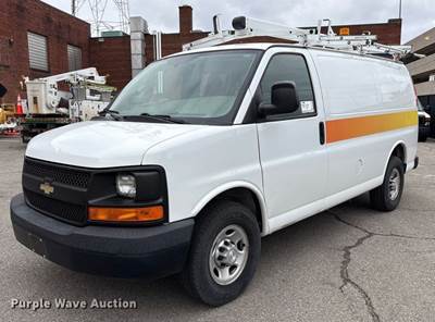 2017 Chevrolet Express 2500 Van