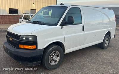 2019 Chevrolet Express 2500 Van