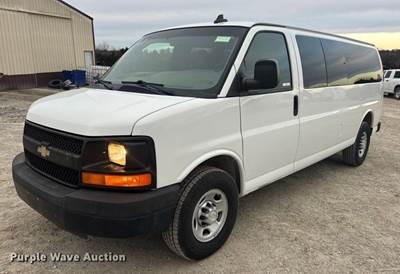 2016 Chevrolet Express 3500 Van