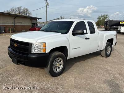 2013 Chevrolet Silverado 1500 Ext. Cab Pickup Truck