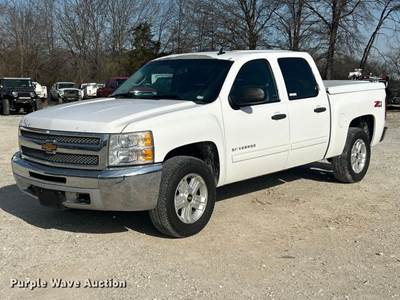 2013 Chevrolet Silverado 1500 LT Crew Cab Pickup Truck