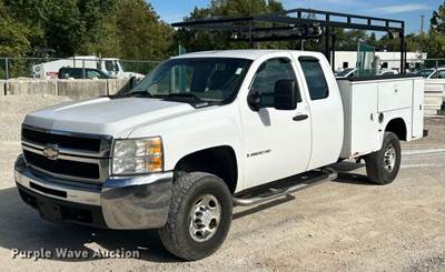 2008 Chevrolet Silverado 2500HD Ext. Cab Utility Bed Pickup Truck