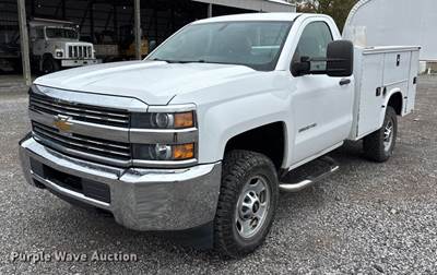 2015 Chevrolet Silverado 2500HD Utility Bed Pickup Truck