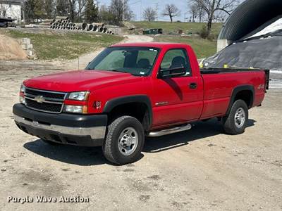 2006 Chevrolet Silverado 2500HD Pickup Truck