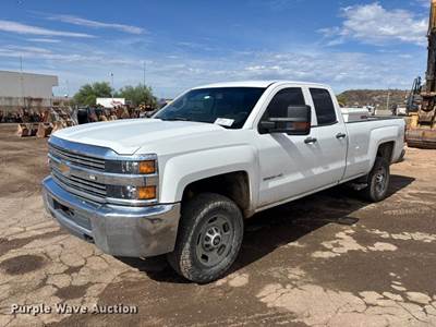 2015 Chevrolet Silverado 2500HD Ext. Cab Pickup Truck