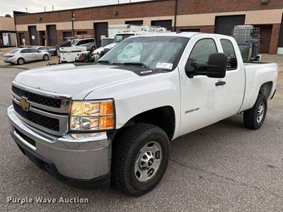 2013 Chevrolet Silverado 2500HD Ext. Cab Pickup Truck