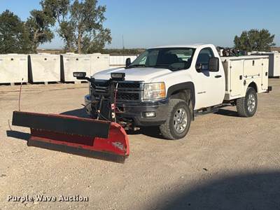2011 Chevrolet Silverado 2500HD Utility Bed Pickup Truck