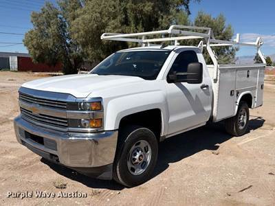 2017 Chevrolet Silverado 2500HD Utility Bed Pickup Truck