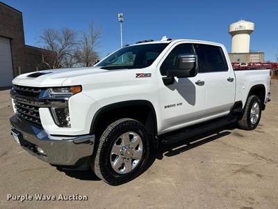 2021 Chevrolet Silverado 3500HD Crew Cab Pickup Truck