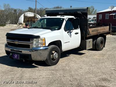 2007 Chevrolet Silverado 3500HD Dump Bed Pickup Truck