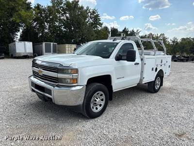 2015 Chevrolet Silverado 3500HD Utility Bed Pickup Truck