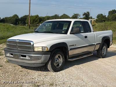 1999 Dodge Ram 1500 Laramie STL Ext. Cab Pickup Truck