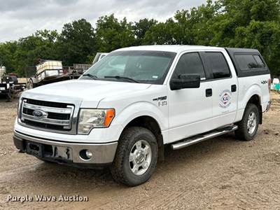 2014 Ford F150 XLT Crew Cab Pickup Truck