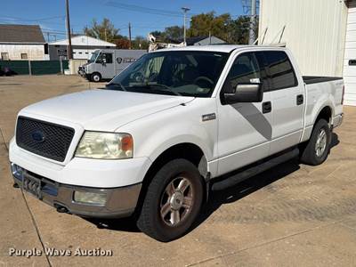 2004 Ford F150 XLT Crew Cab Pickup Truck