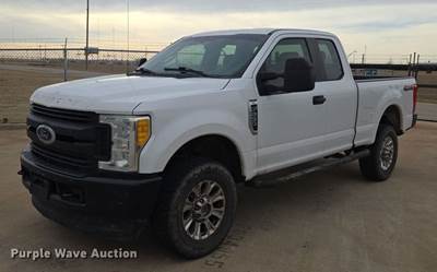 2017 Ford F250 Super Duty Pickup Truck