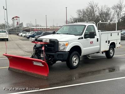 2016 Ford F250 Super Duty Utility Bed Pickup Truck